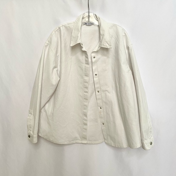 Zara Denim Shirt - Picture 5 of 9